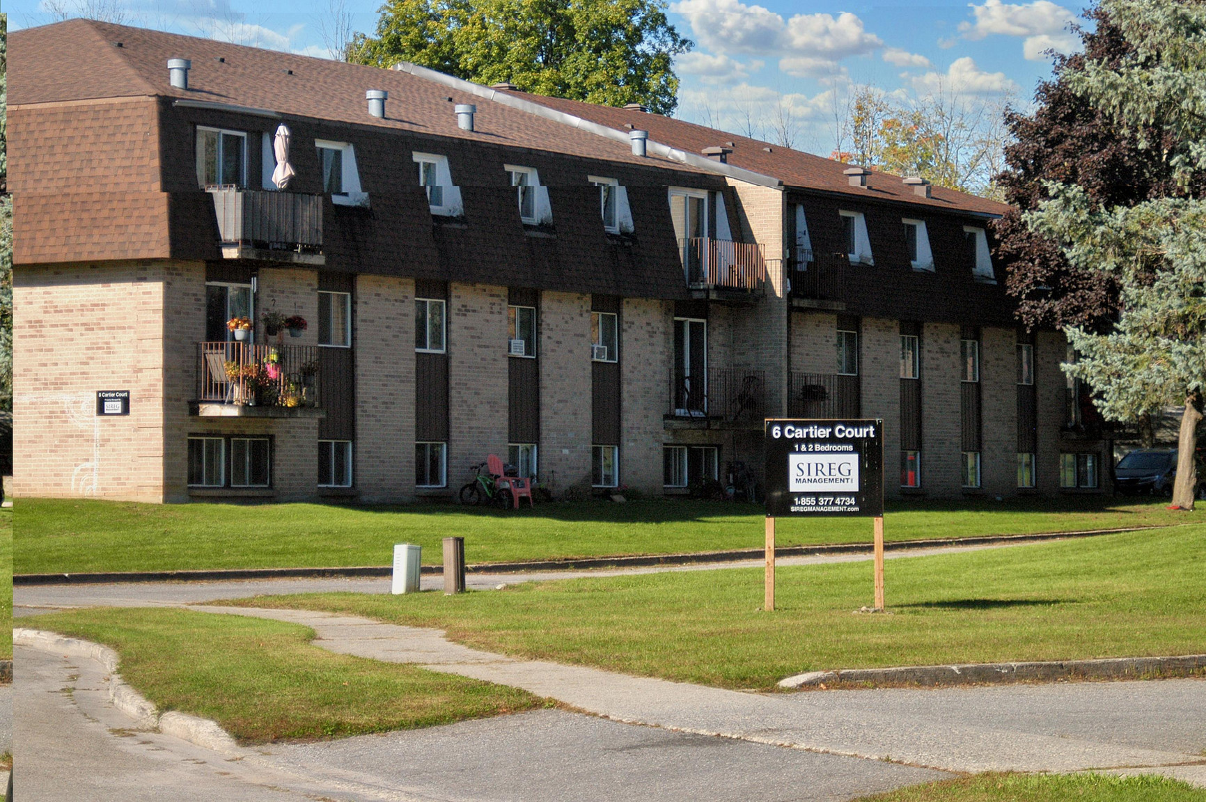 6 Cartier Court — photo 1