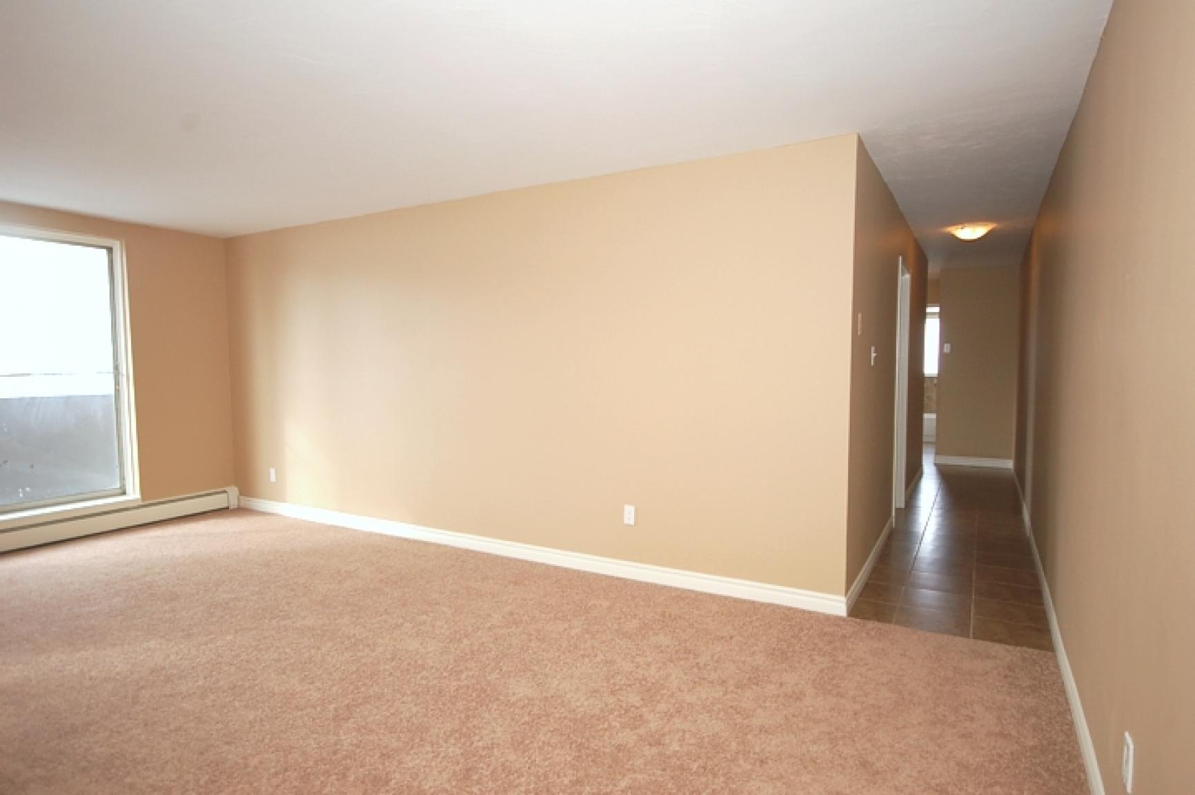 583 Barber Avenue North — photo 5