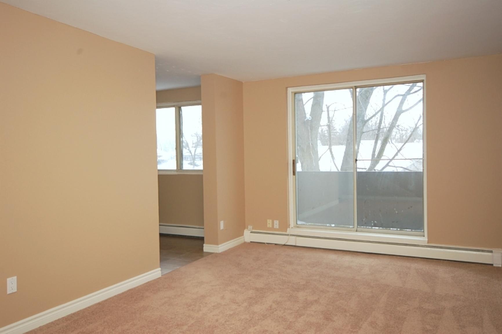 583 Barber Avenue North — photo 6
