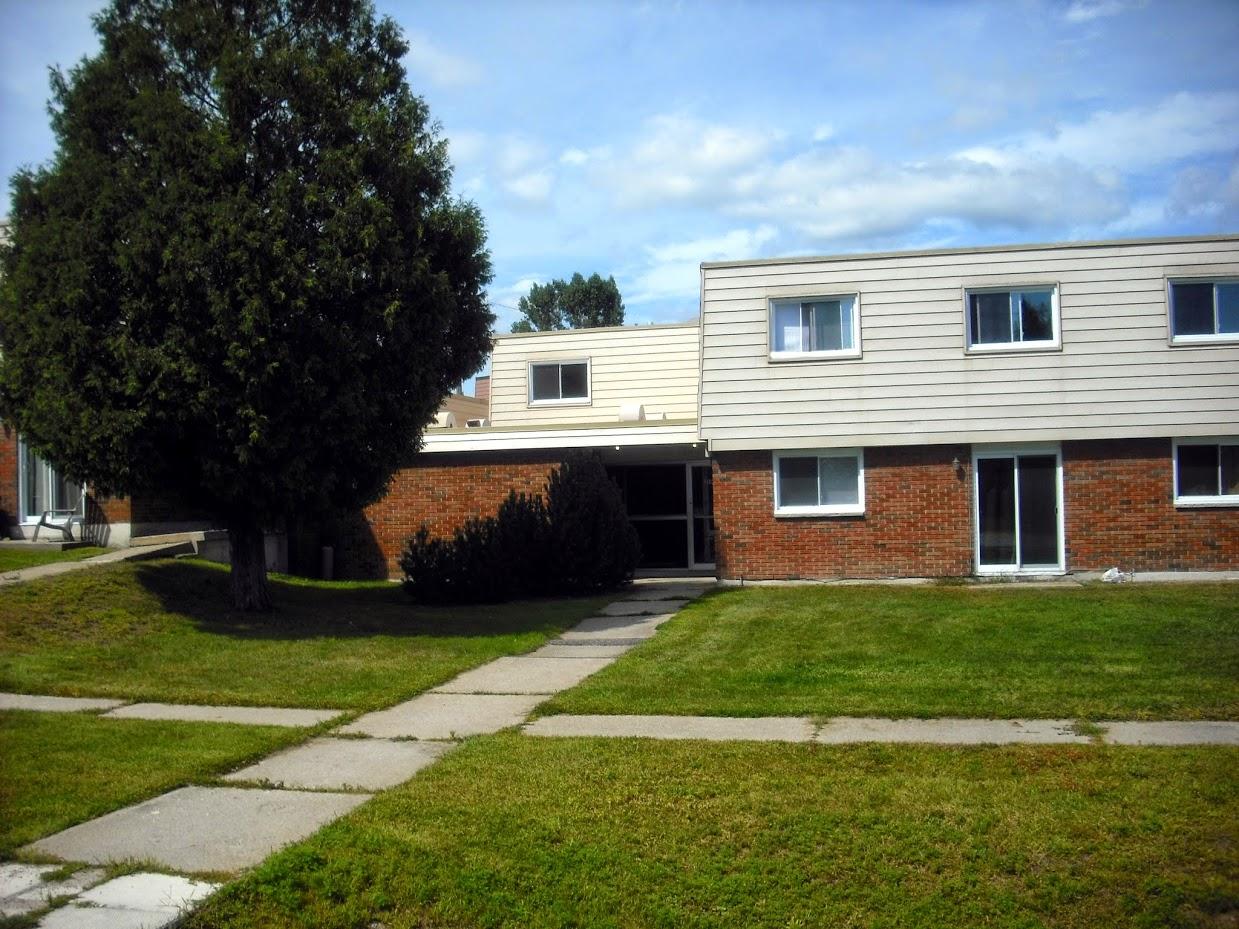 Birchwood Village - 301-704 Lake Heights Road — photo 4