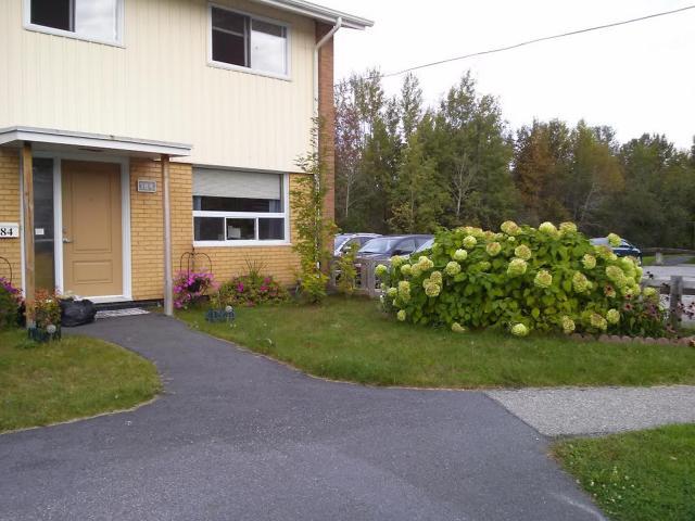 Birchwood Village - 300-314 Glen Rouge Drive — photo 7