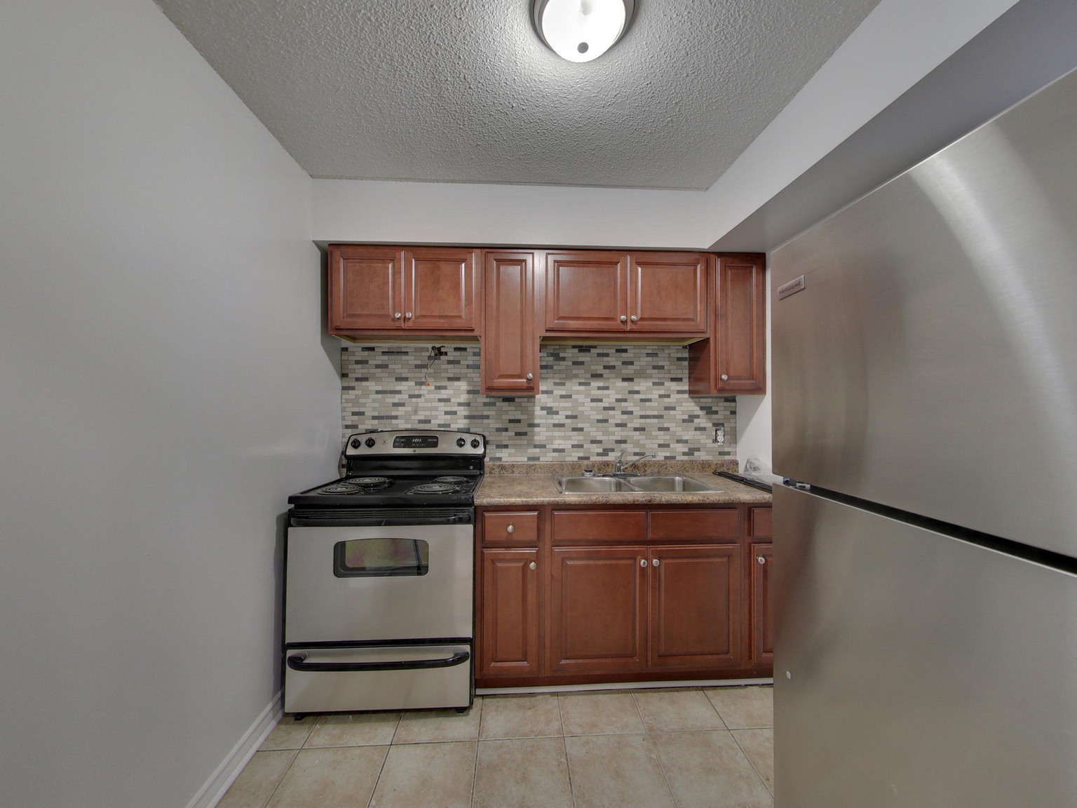 149 London Road — photo 3
