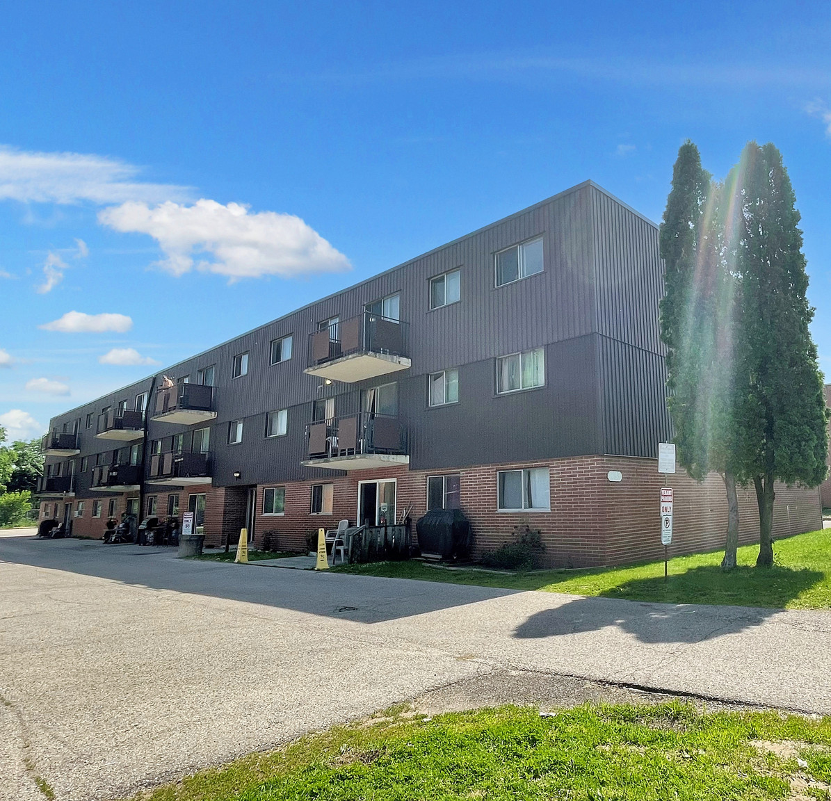 185 Lisgar Avenue — photo 7