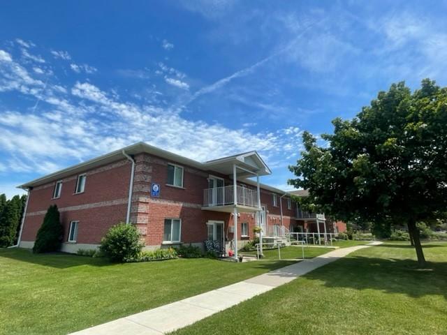 236 Margaret Avenue — photo 2