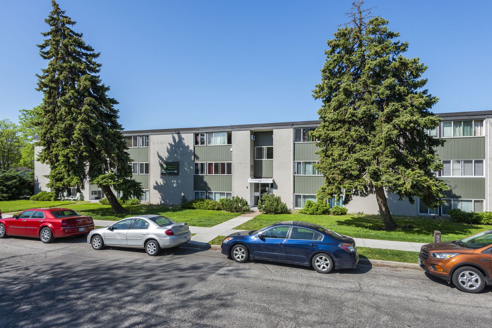 965 Brock Street — photo 2