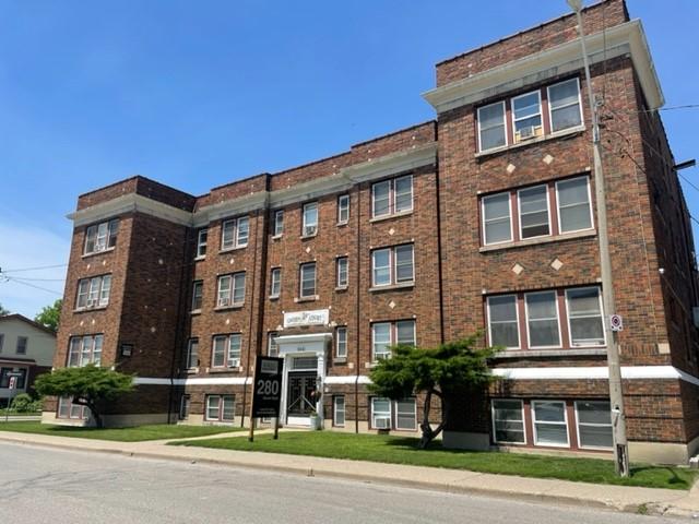 280 Erie Street West — photo 5